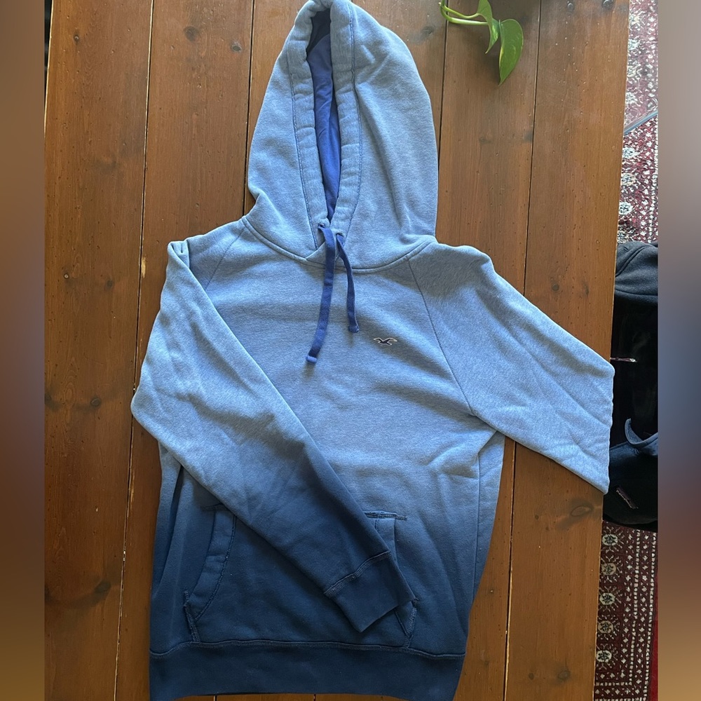 Hollister Blue Gradient Hoodie medium